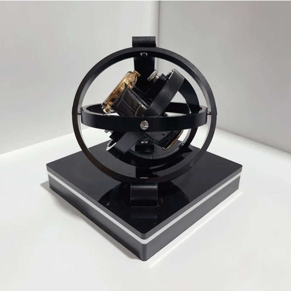 Silent automatic watch winder box