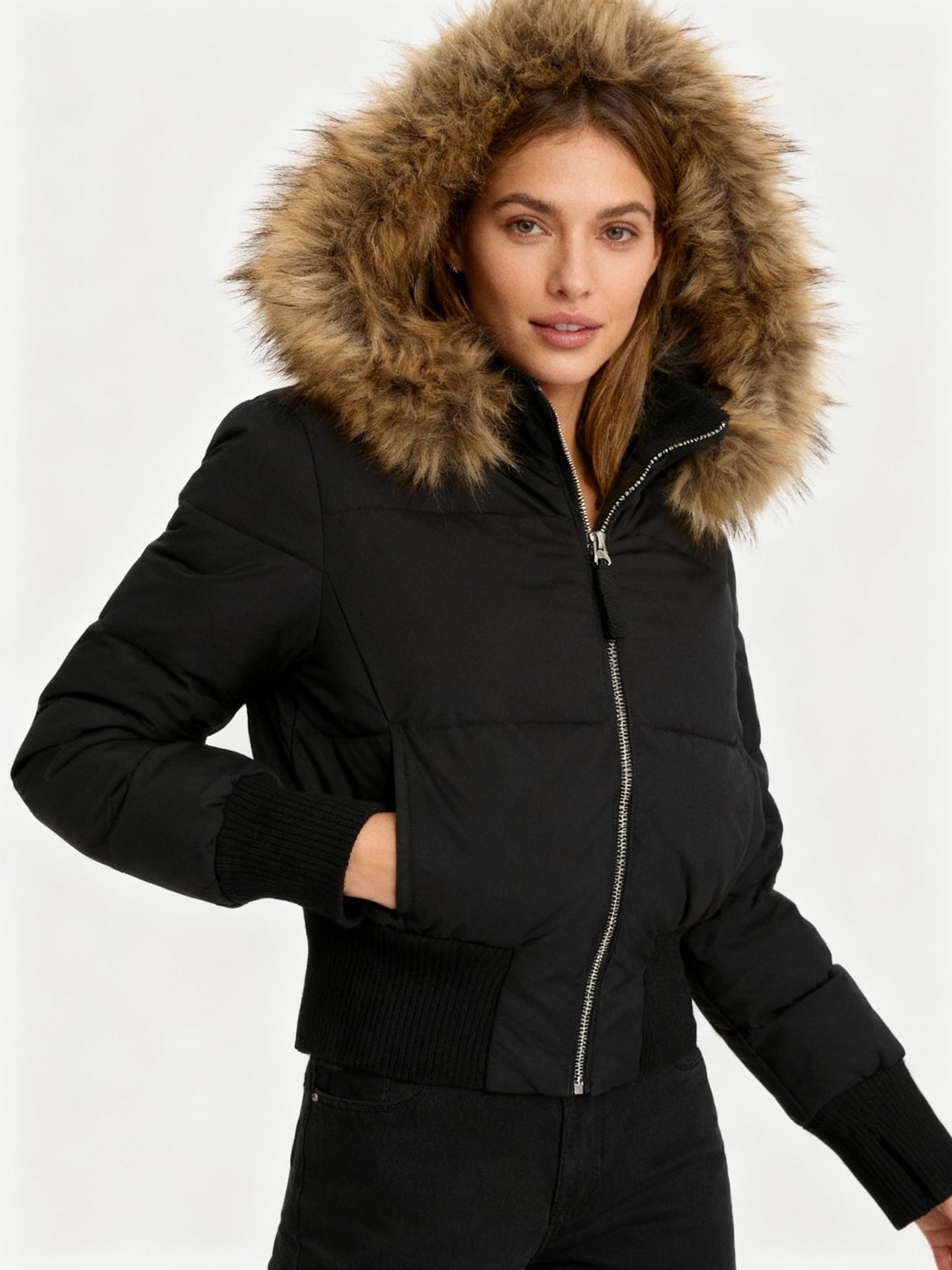 Women's warm insulated puffer coat - black