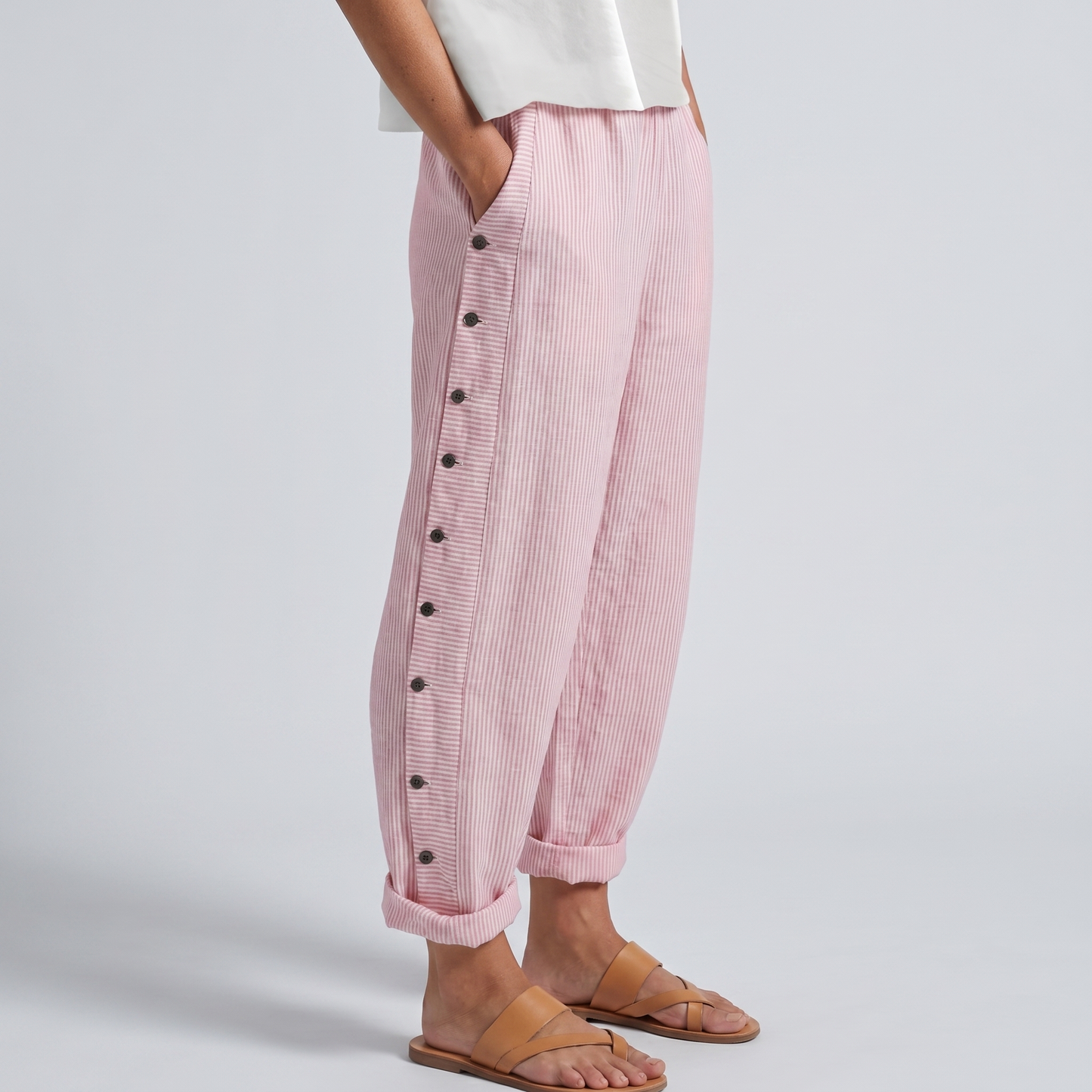 Women's striped trousers - pink